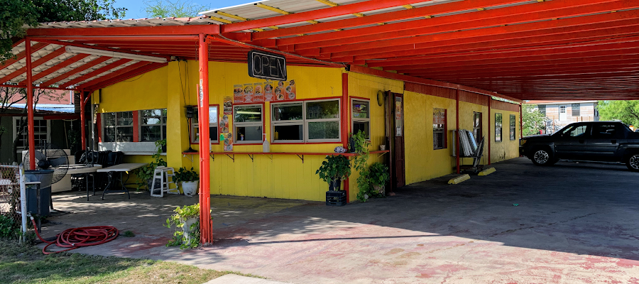 Felipe's Hot Dogs