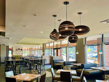 Feng Shui Restaurant & Bar