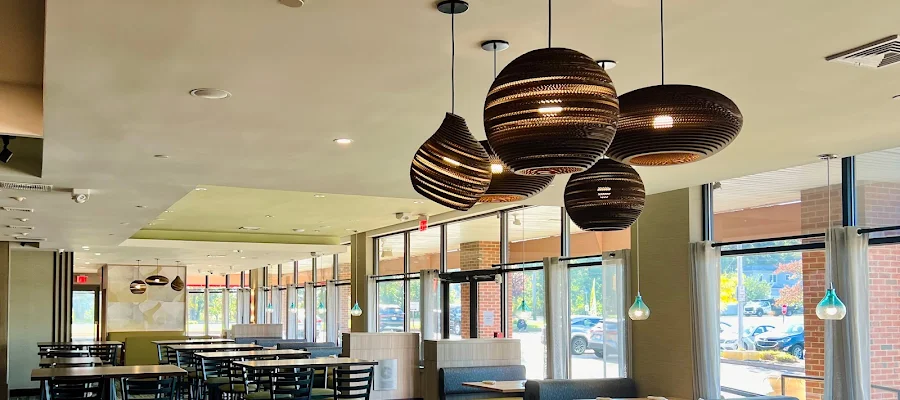 Feng Shui Restaurant & Bar