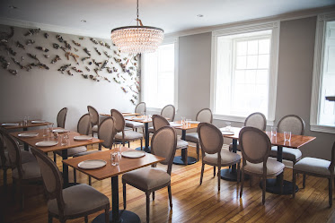 Field & Main Restaurant