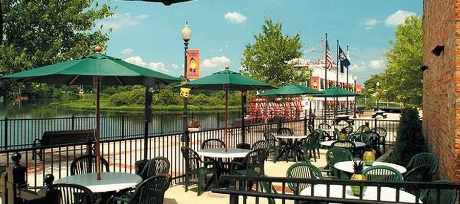 Flat River Grill