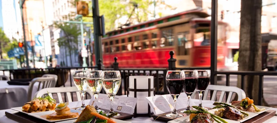 Flight Restaurant and Wine Bar