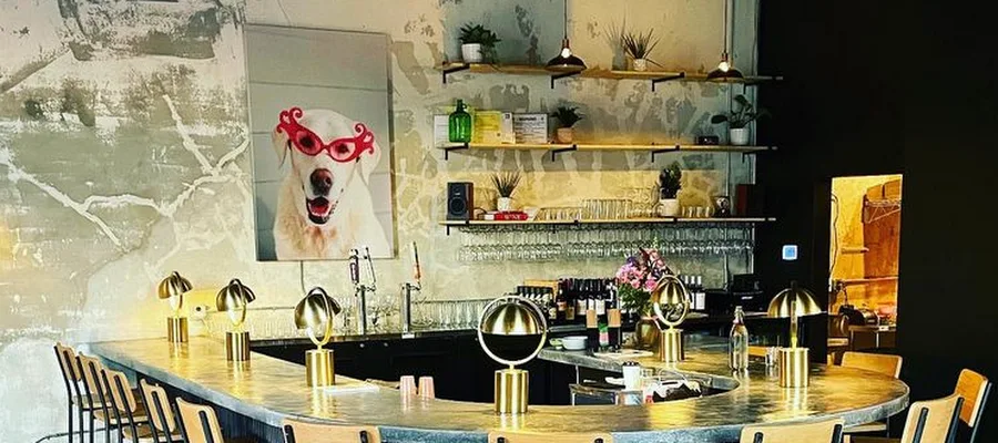 Floyd's Lounge