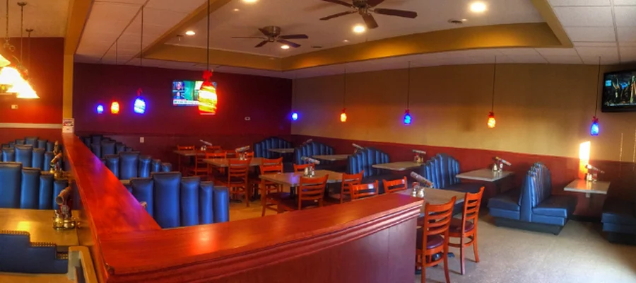 Four Seas Pizza Restaurant