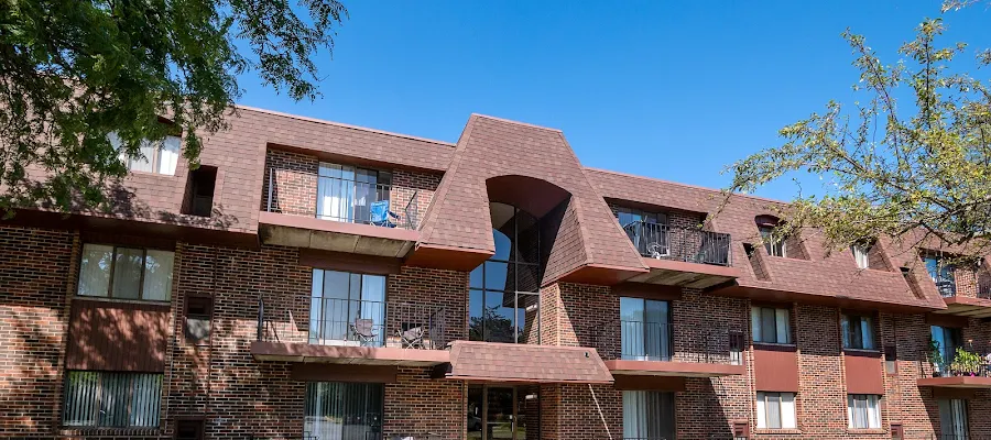 Fox Crest Apartments