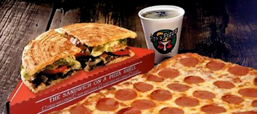 Fox’s Pizza Den