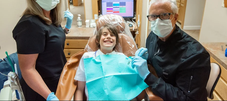 Gene Hassell, DDS