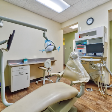 Gentle Dental Broadway