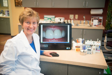 Georgescu Roxy DDS