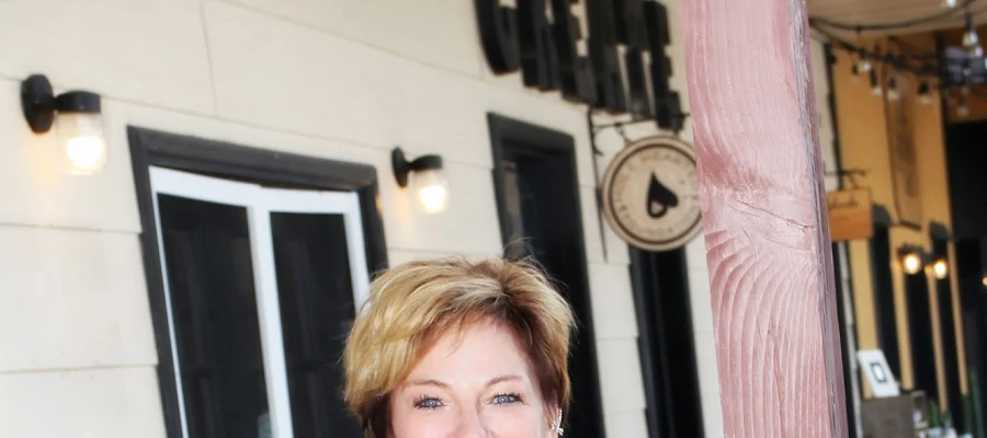Gina Rovere Mobile Notary Public and Certified Signing Agent