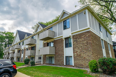 Glen Oaks Apartments