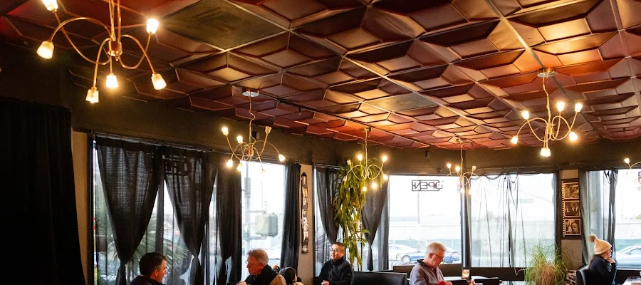 Godfather's Burger Lounge