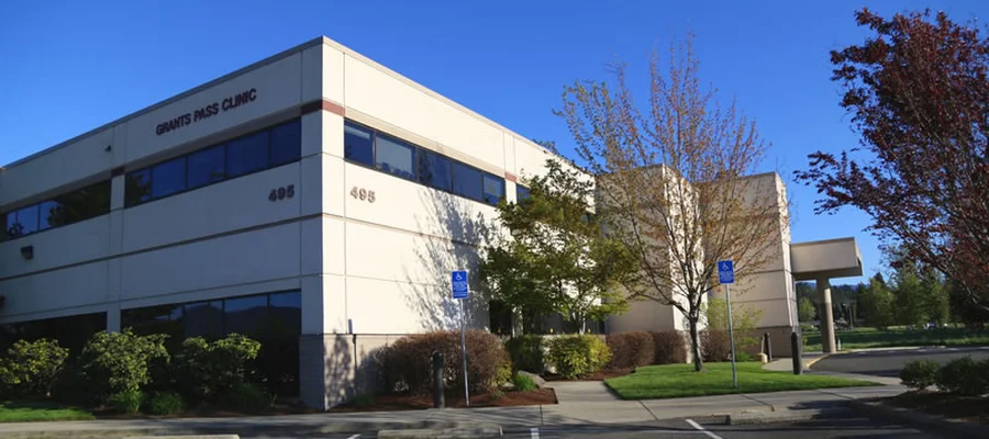 Grants Pass Clinic, LLP