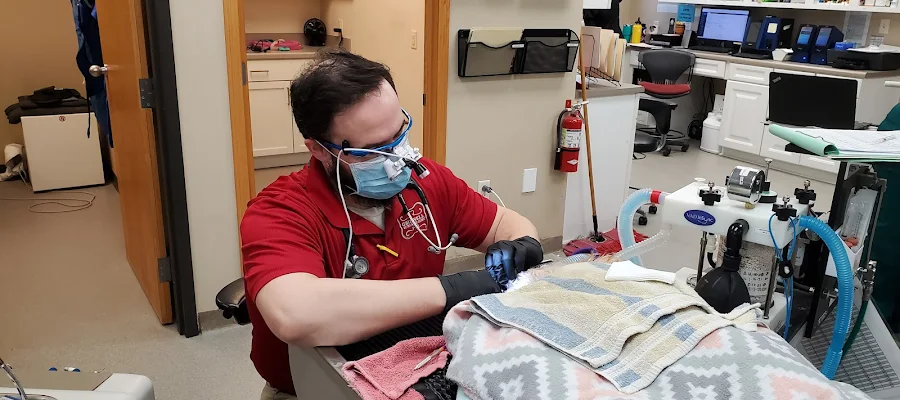 Grinnell Veterinary Clinic, LLP