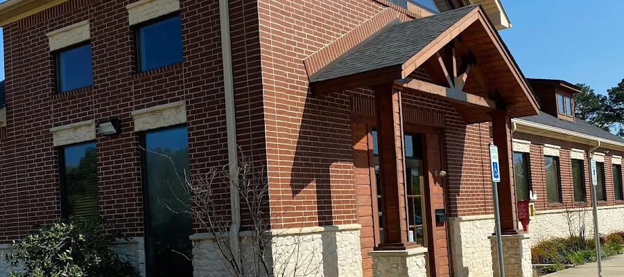 HealthCARE Express Urgent Care - De Queen, AR