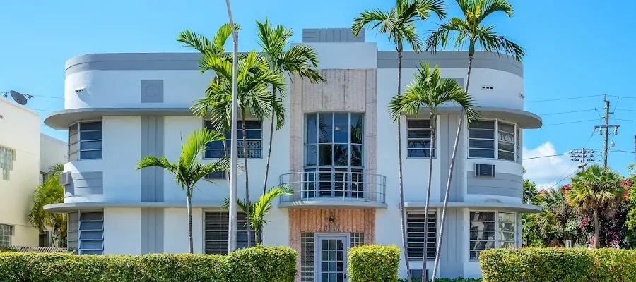 Helios Apartments Miami Beach