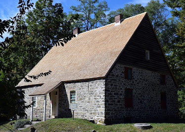 Historic Huguenot Street