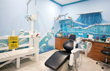 Hollywood Dental