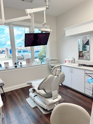 Hood Dental Care Zachary