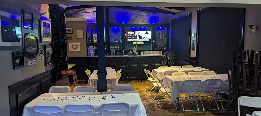 Hooligans Bar and Bistro