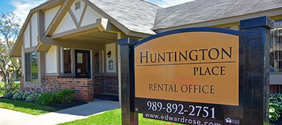 Huntington Place Apartments