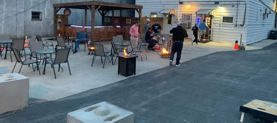 Isaac's Sports Bar & Grill - New Holstein
