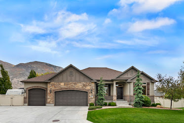 Jason Knight Real Estate / Ivie Avenue Real Estate