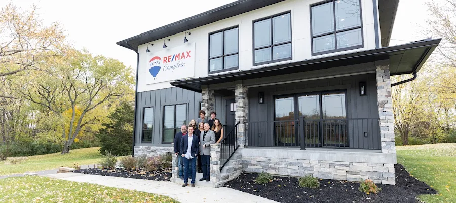 Jeffrey Cummings, RE/MAX Complete