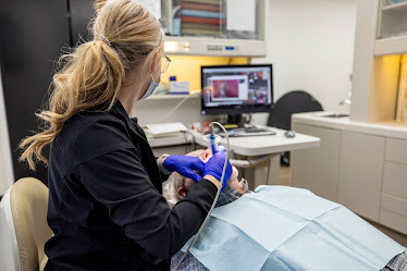 Jowett & Lewis Family Dentistry