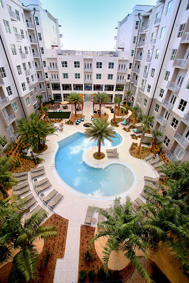 Juno Winter Park