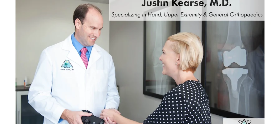 Justin Kearse, MD: Palm Beach Orthopaedic Institute: West Palm Beach (Flagler Dr at GSMC)