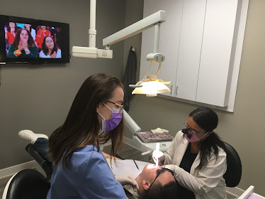 Kapur Dental