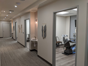 Kian Farzaneh, DDS