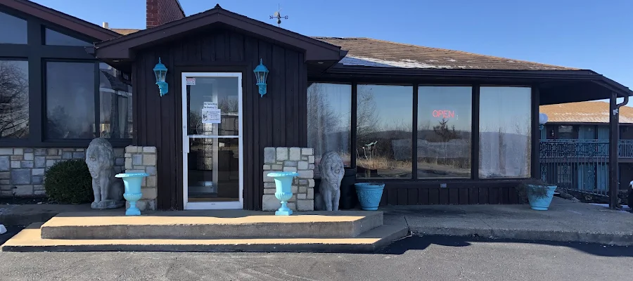 Lake Hills Motel