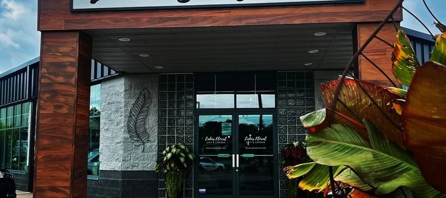 Lakes Floral, Gift & Garden