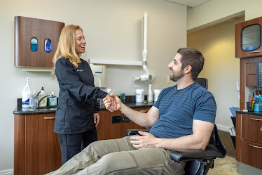 Lakeshore Dental: Alexa Crete DDS