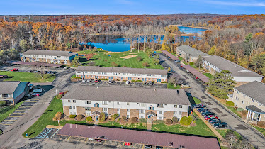 Lakeside Apartments