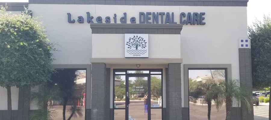 Lakeside Dental Care