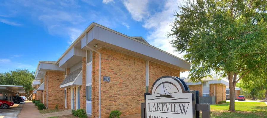 Lakeview Townhomes and Villas