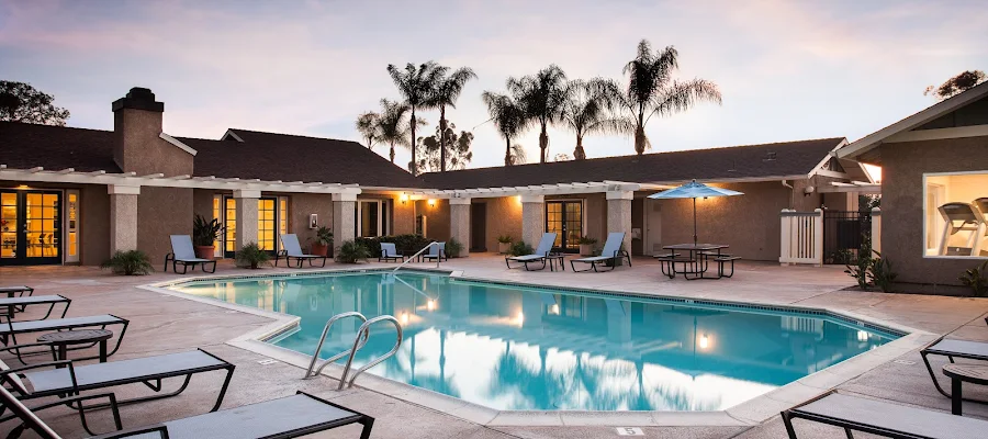 Lakeview Village Apartments