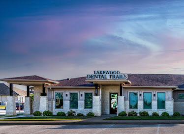 Lakewood Dental Trails
