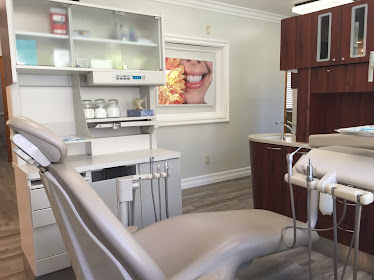Larchmont Dental Associates