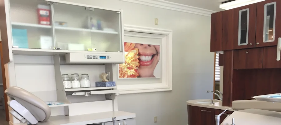 Larchmont Dental Associates