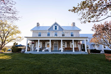 L'Auberge Provencale Inn & Restaurant