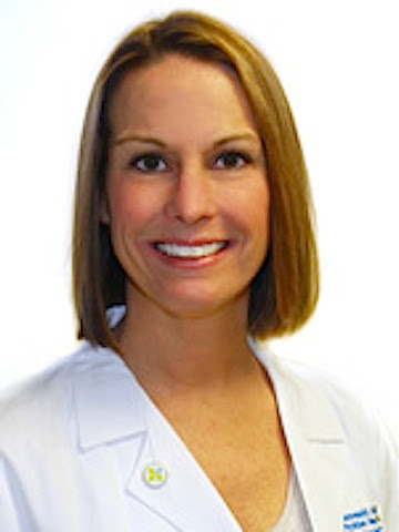 Laura Virtue-Delayo, DPM