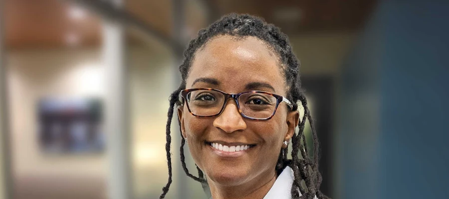 Lauren Goode, MD