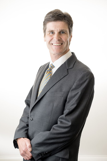 Laurence N Fitzhenry, MD
