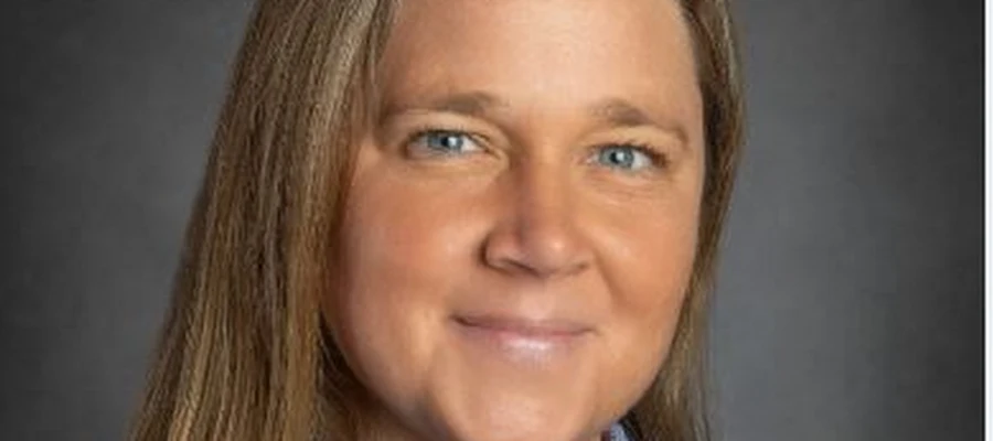 Lea Gunnell, MD