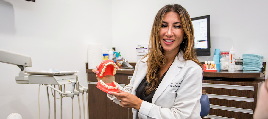 LianaSmiles: Liana Stein, DDS