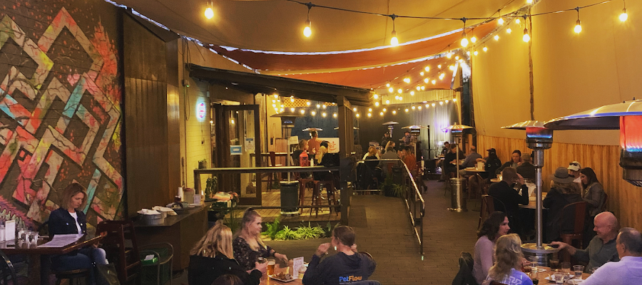 Local Jonny's Tavern And Café